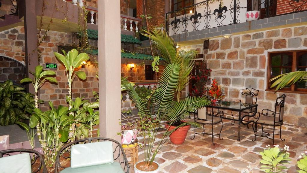 Residence Hoteliere Oceane Ломе Экстерьер фото