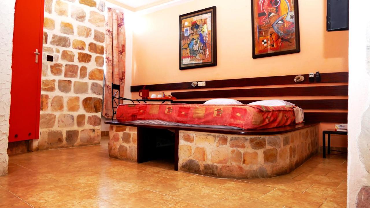 Residence Hoteliere Oceane Ломе Экстерьер фото