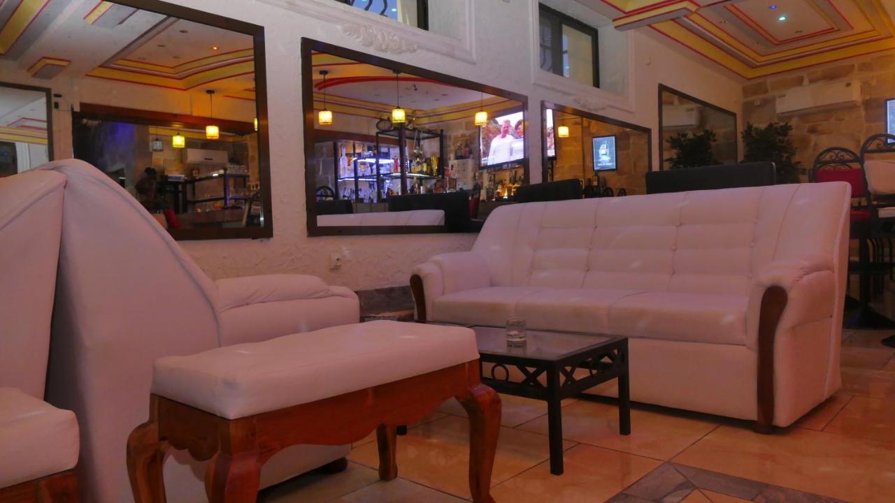 Residence Hoteliere Oceane Ломе Экстерьер фото